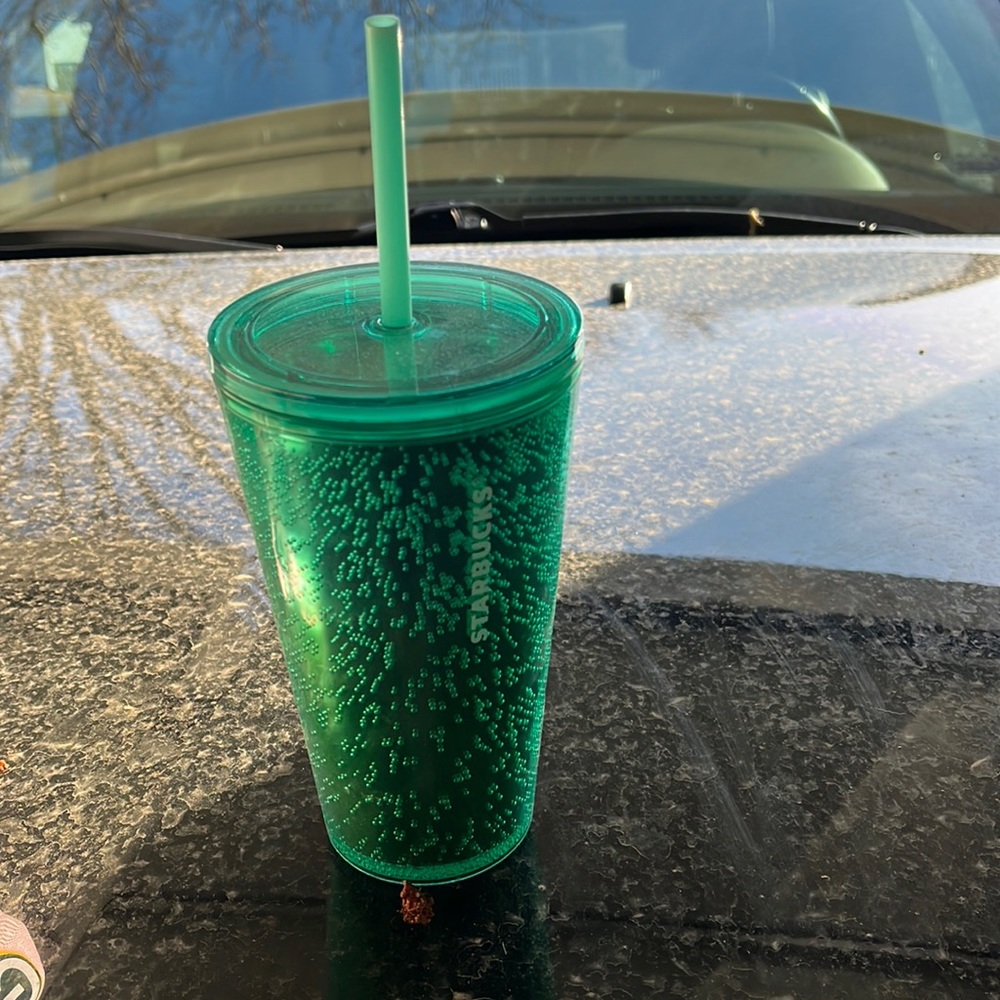 Christmas 2021 grande green “bubble” cup